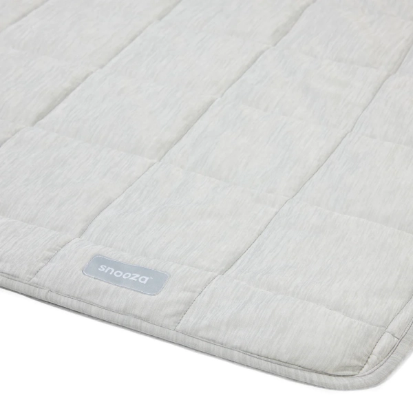 Snooza - Cooling Comfort Blanket - Powder Grey - Image 2