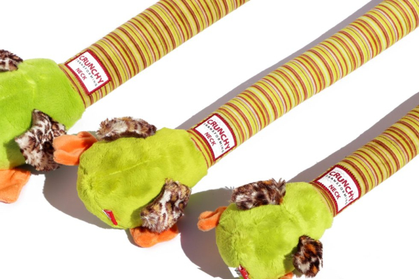 GiGwi - Crunchy Neck - Plush Duck - Image 4