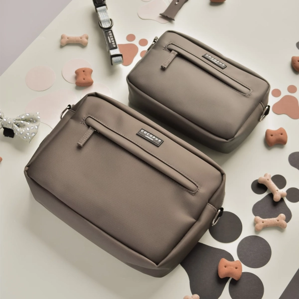 Cocopup London - Dog Walking Bag - Mocha - Image 3